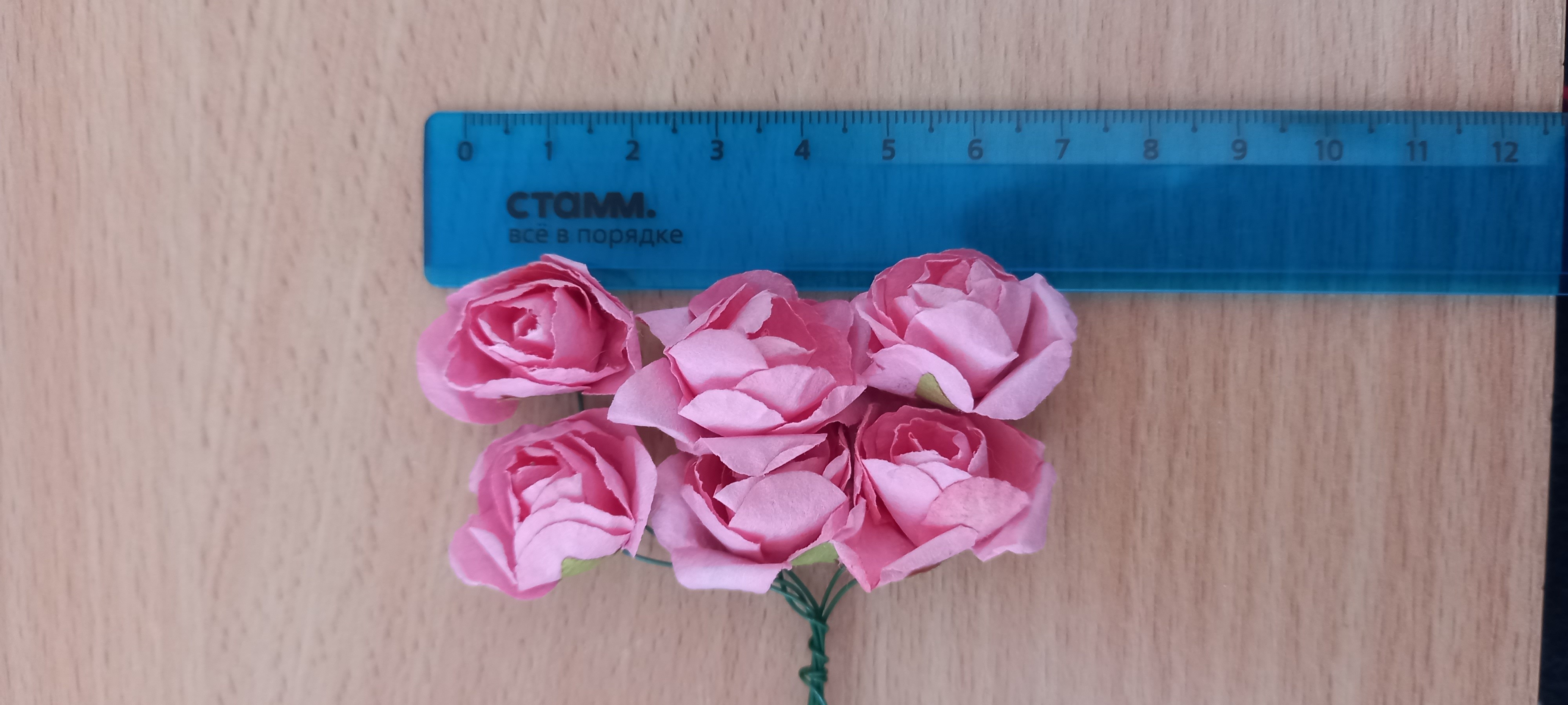 Фотография покупателя товара Цветы для декорирования "Чайные розы" 1 букет=6 цветов 9,5 см ярко-розовый - Фото 4