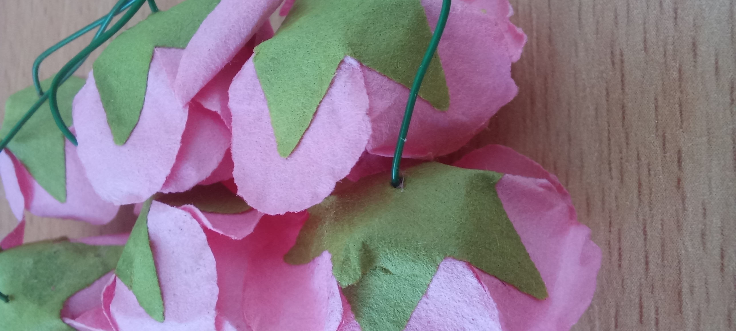 Фотография покупателя товара Цветы для декорирования "Чайные розы" 1 букет=6 цветов 9,5 см ярко-розовый - Фото 1