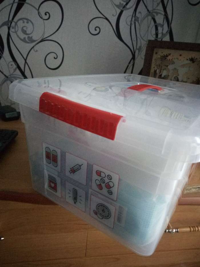 Фотография покупателя товара Контейнер-органайзер с крышкой «Аптечка», 10 л, 37,5×25,5×16 см, 2 лотка S, цвет прозрачный
