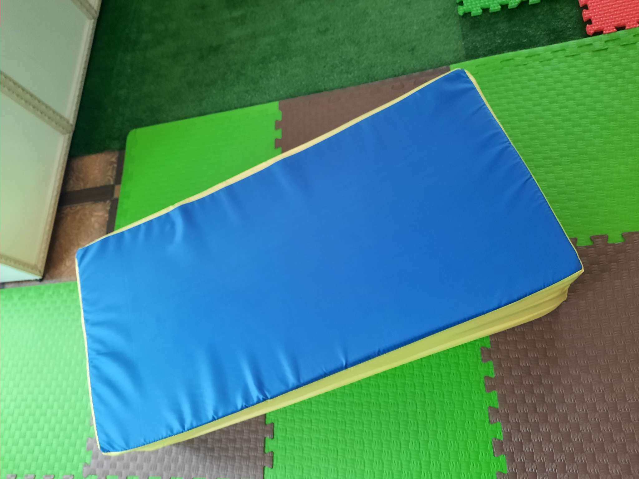 Фотография покупателя товара Мат ONLYTOP, 100×150×8 см, 2 сложения, МИКС - Фото 2