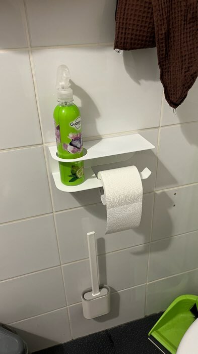 Фотография покупателя товара Держатель для туалетной бумаги «Лофт Арт», 23×10 см, с полочкой, цвет чёрный - Фото 1