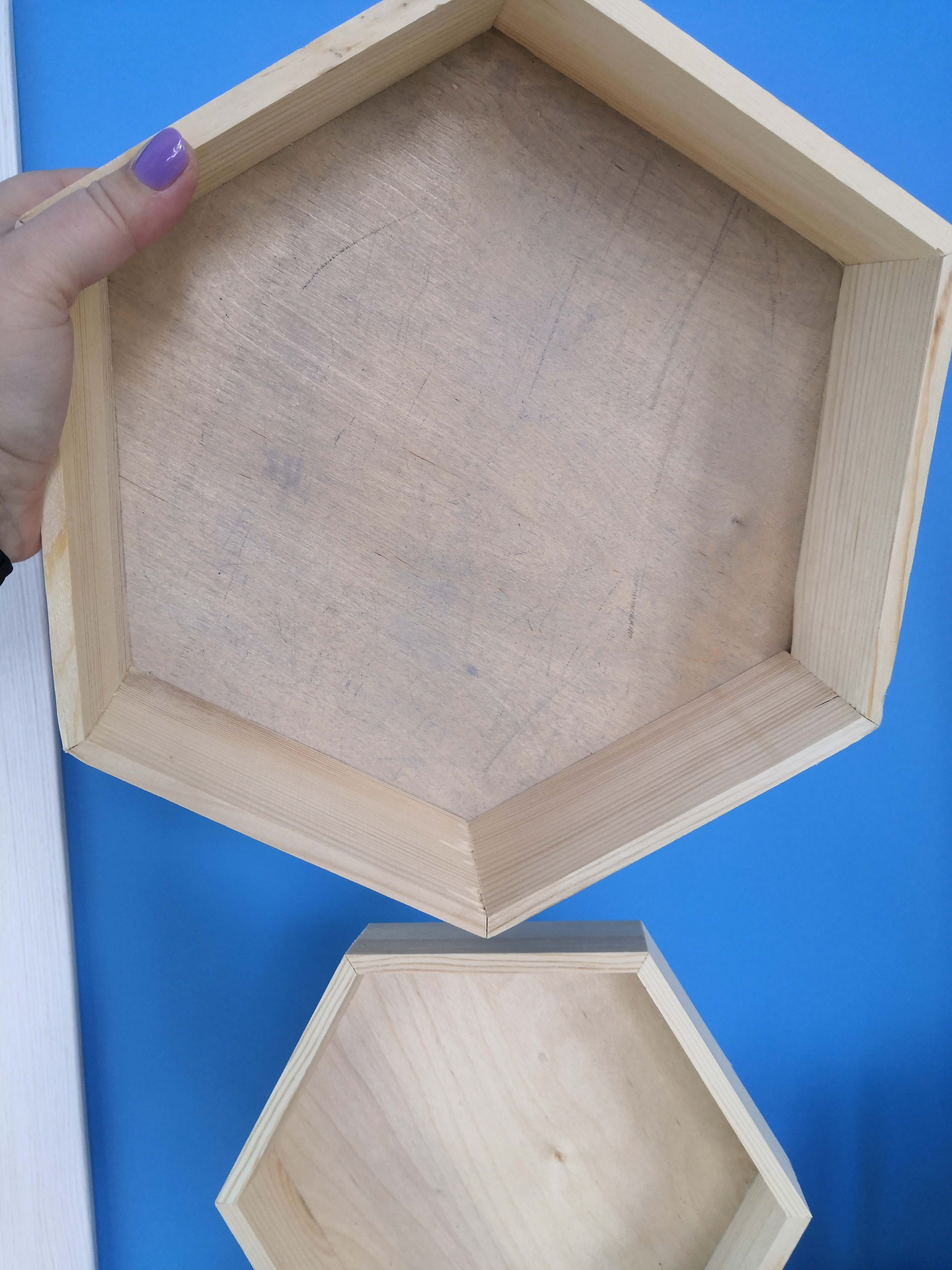 Фотография покупателя товара Набор 3 в 1 кашпо деревянных подарочных (32×7; 28×6; 24×4.5) "Шестигранник", натуральный - Фото 1