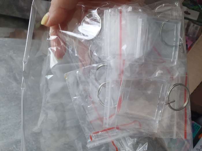 Фотография покупателя товара Заготовка брелока для ключей, квадрат, набор 2 детали (вставка 32×32 мм), 3.9×3.9 см - Фото 1