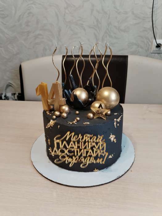 Фотография покупателя товара Свечи для торта витые "Серпантин", 10 шт, коктейльные, золотистые, 15 см - Фото 1