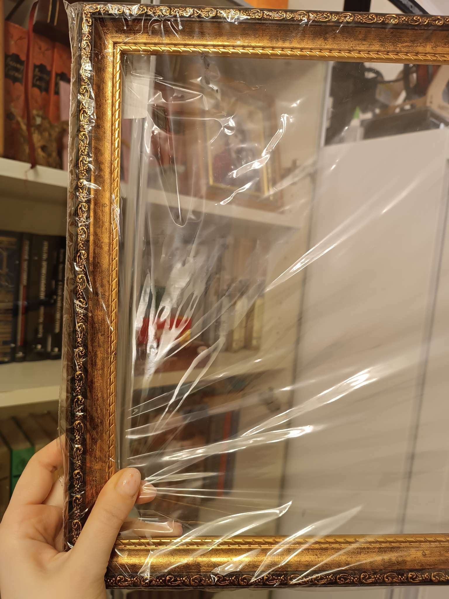Фотография покупателя товара Рама для картин (зеркал) 30 х 40 х 3,0 см, пластиковая, Calligrata 6792, бронзовая - Фото 2