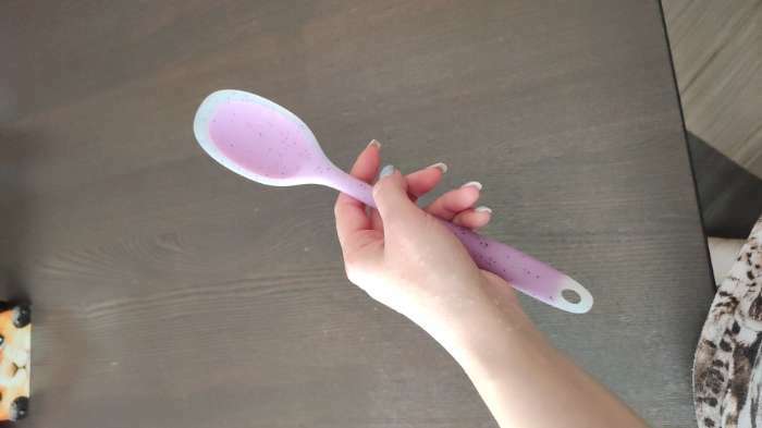 Фотография покупателя товара Ложка гарнирная Доляна «Леонардо», силикон, 27 см, сиреневая - Фото 1