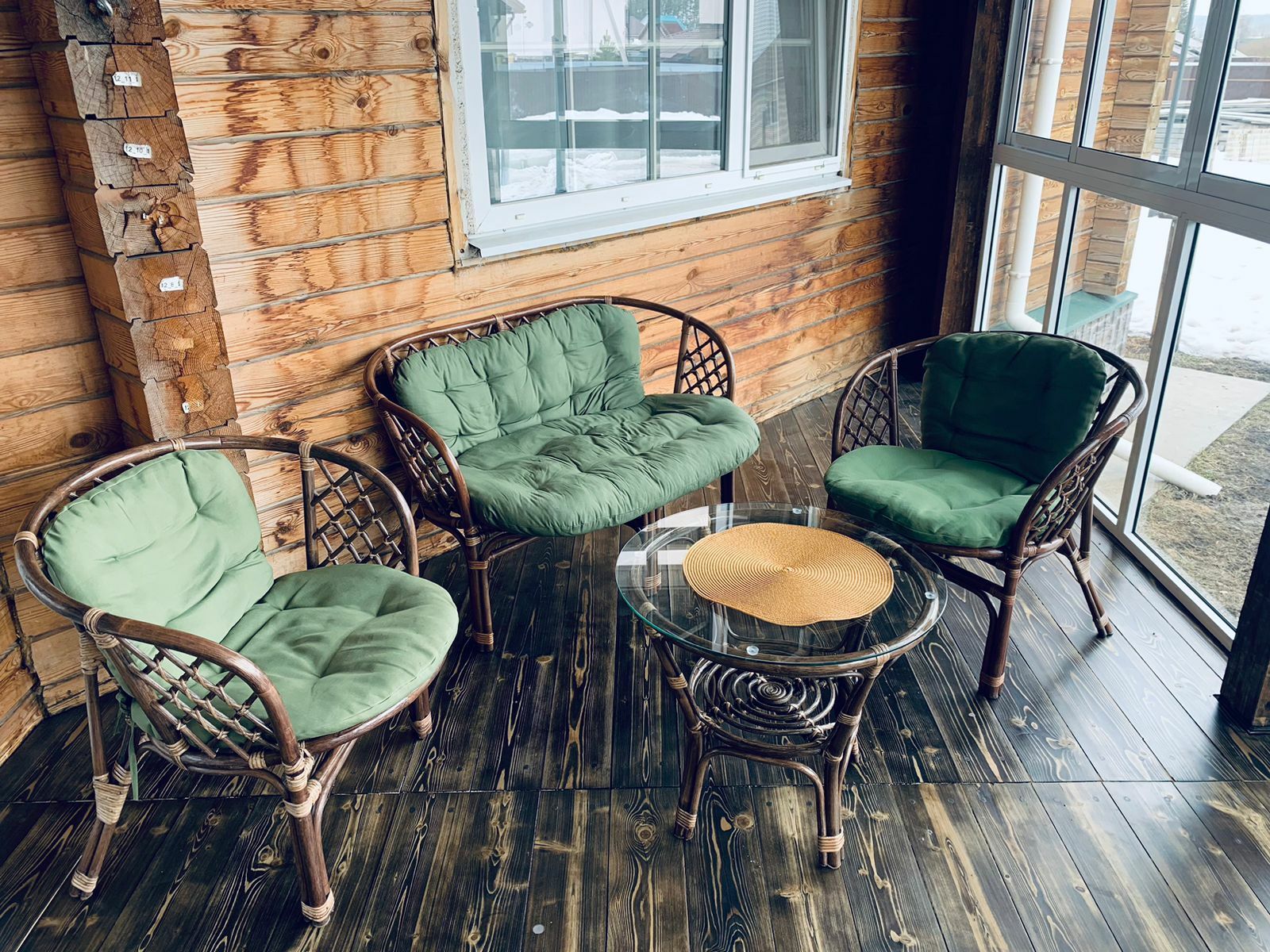 Фотография покупателя товара Набор садовой мебели "Bagama": 2 кресла, 1 диван, 1 стол, ротанг тёмный, подушки зелёные