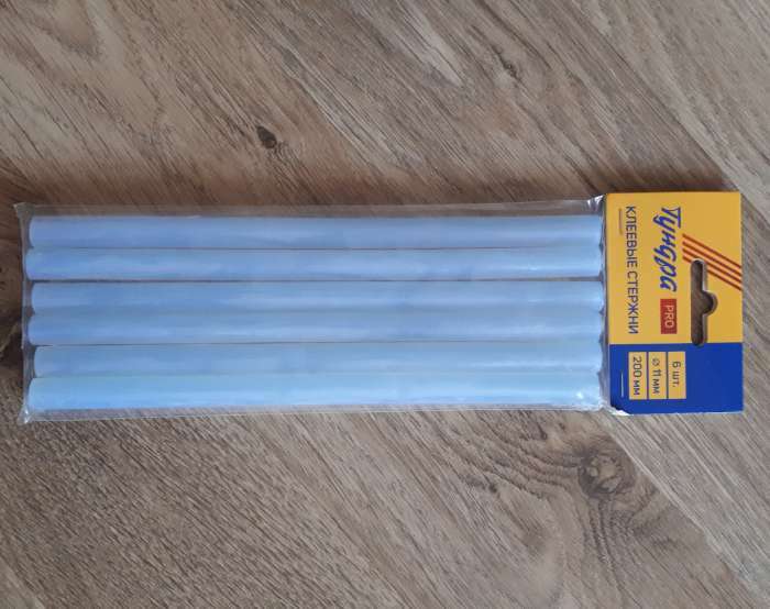 Фотография покупателя товара Клеевые стержни ТУНДРА, 11×200 мм, 6 шт. - Фото 2