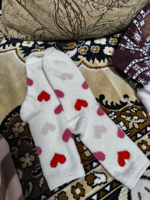 Фотография покупателя товара Носки женские махровые, цвет белый/сердечки, размер 36-40 - Фото 2