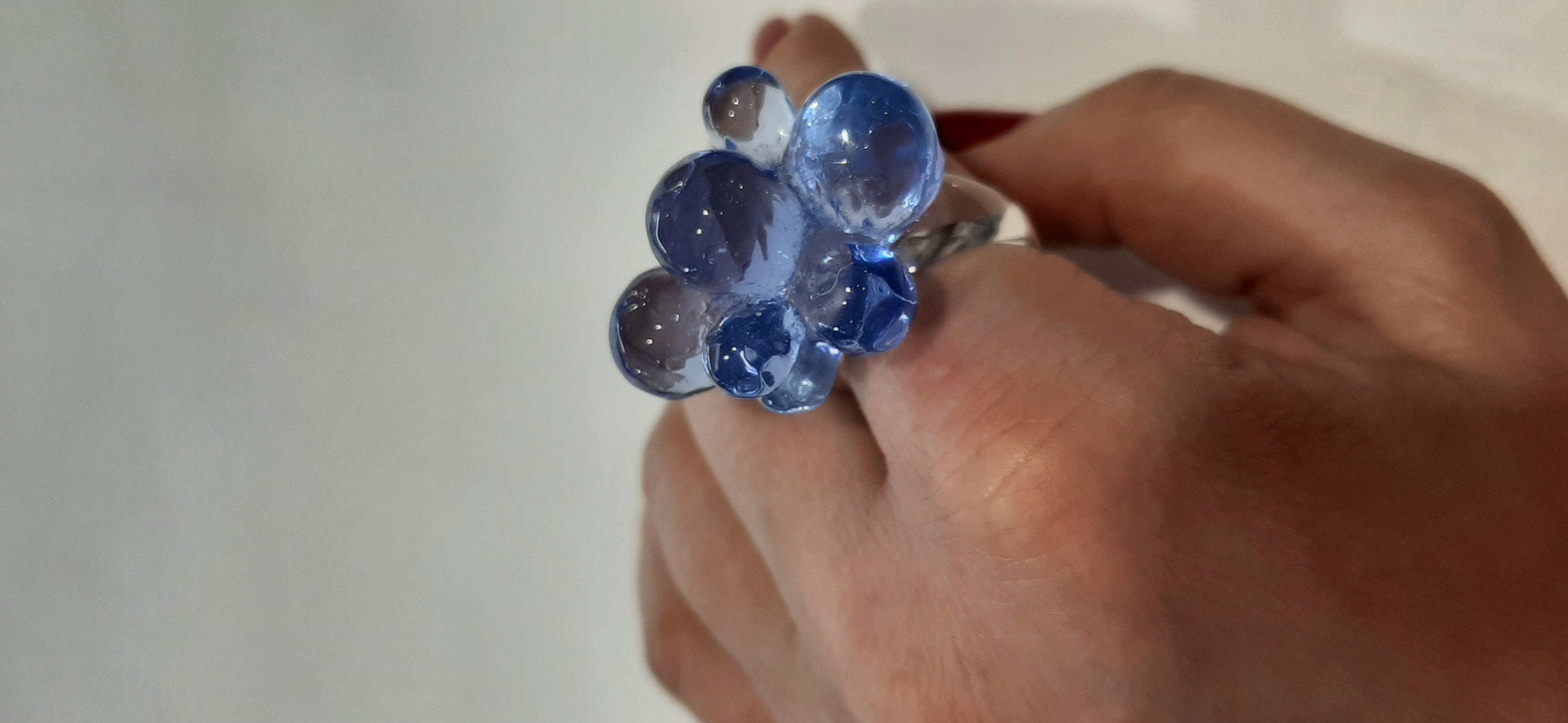 Фотография покупателя товара Кольцо «Молекулы», цвет синий, 17 размер - Фото 2