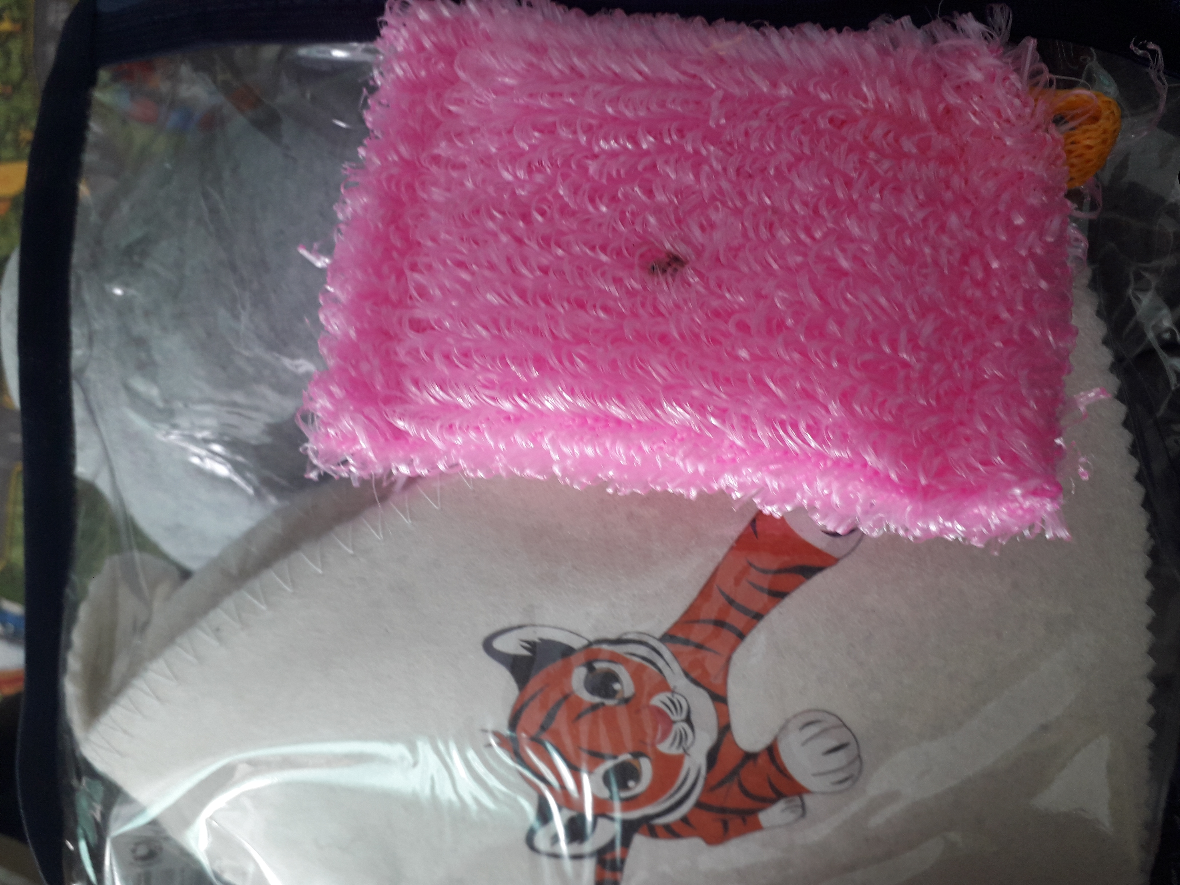 Фотография покупателя товара Набор для бани "Тигр" в косметичке: шапка с принтом, мочалка - Фото 1