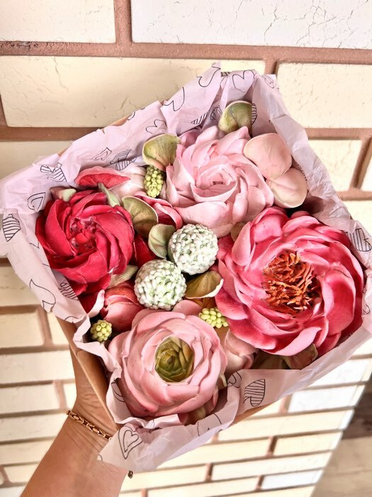 Фотография покупателя товара Бумага упаковочная тишью, "Сердечки", 50 см х 70 см 17 грамм, розовая - Фото 1