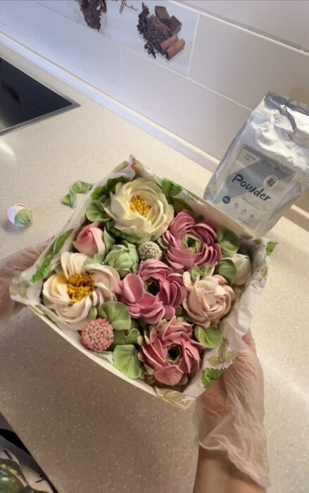 Фотография покупателя товара Бумага упаковочная тишью, «Весенний сад», 50 см × 70 см 17 грамм - Фото 4