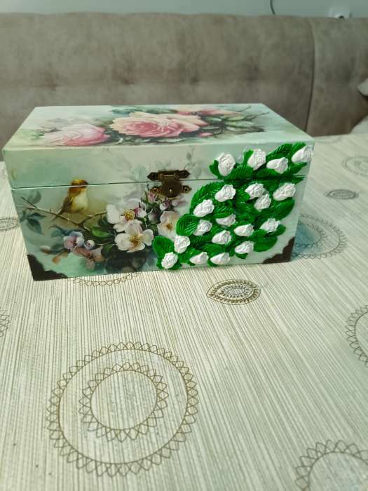 Фотография покупателя товара Шкатулка дерево под роспись «Прямоугольная», замок крючок, 20.5×11.5×10 см - Фото 2