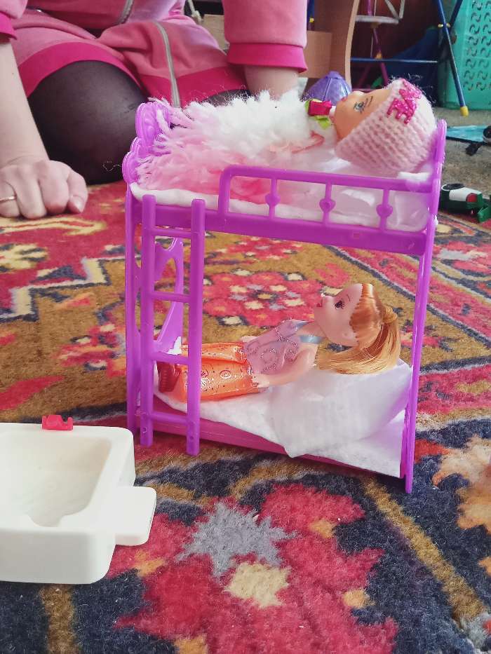 Фотография покупателя товара Аксессуары для кукол: кроватка двухъярусная «Малышка» - Фото 2