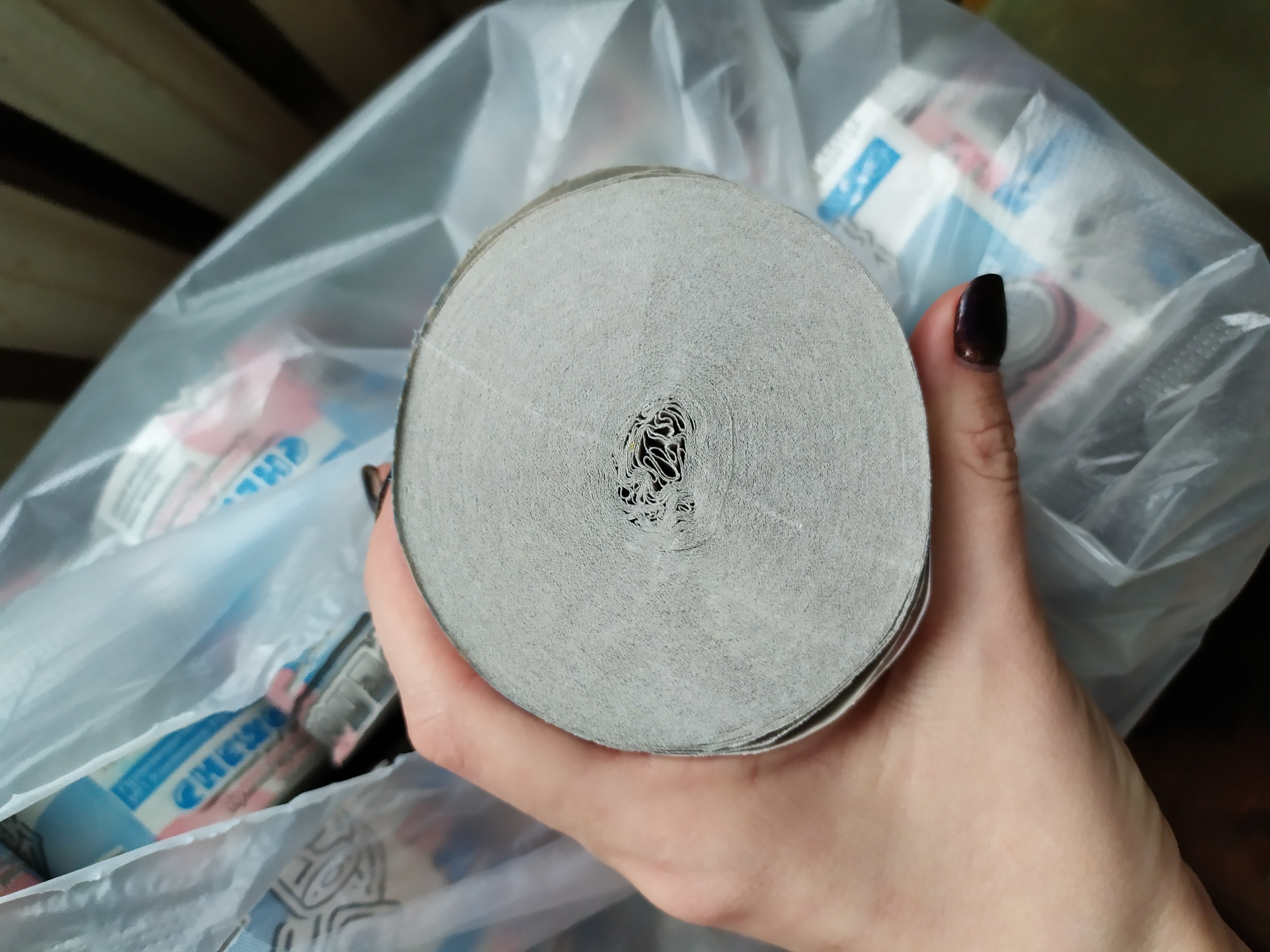 Фотография покупателя товара Туалетная бумага «Снежок Крепышъ», без втулки, 1 слой