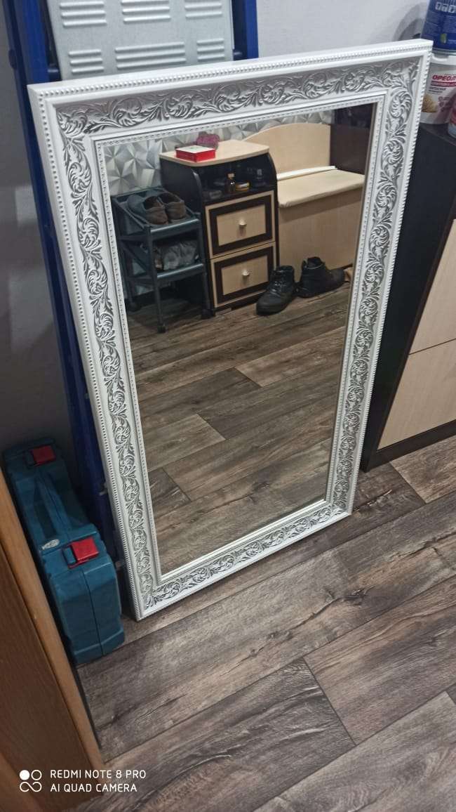 Фотография покупателя товара Зеркало «Престиж»,  настенное белое, 63×110 см - Фото 4