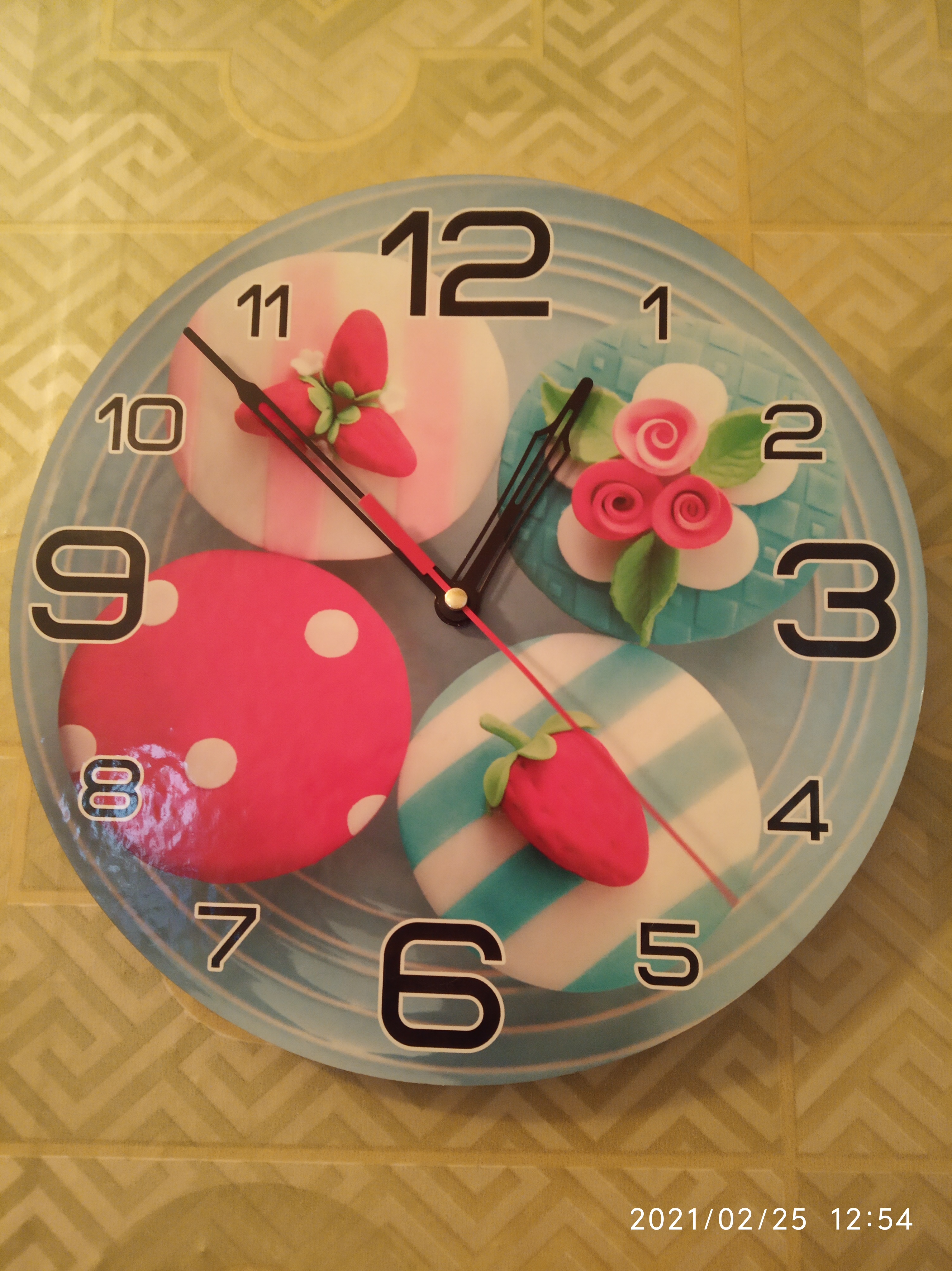 Фотография покупателя товара Часы настенные, серия: Кухня, "Мини тортики", 24 см - Фото 1