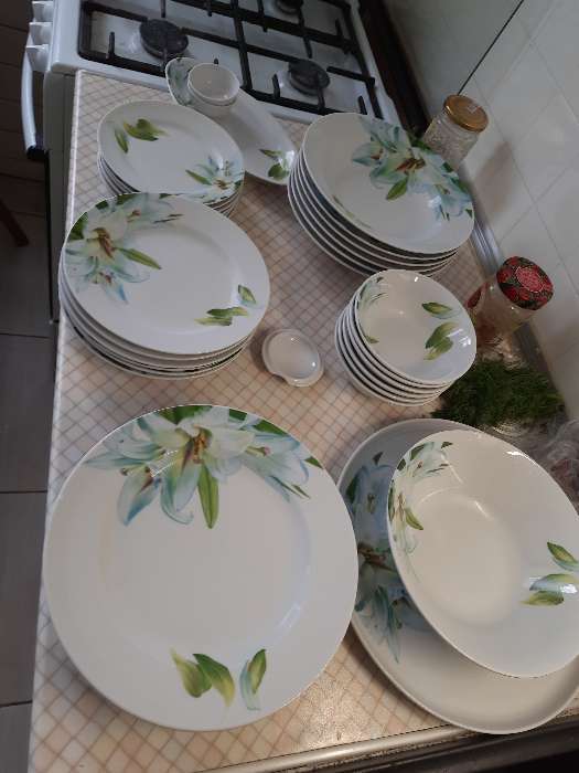 Фотография покупателя товара Сервиз столовый «Цветущая лилия», 36 предметов, 4 вида тарелок