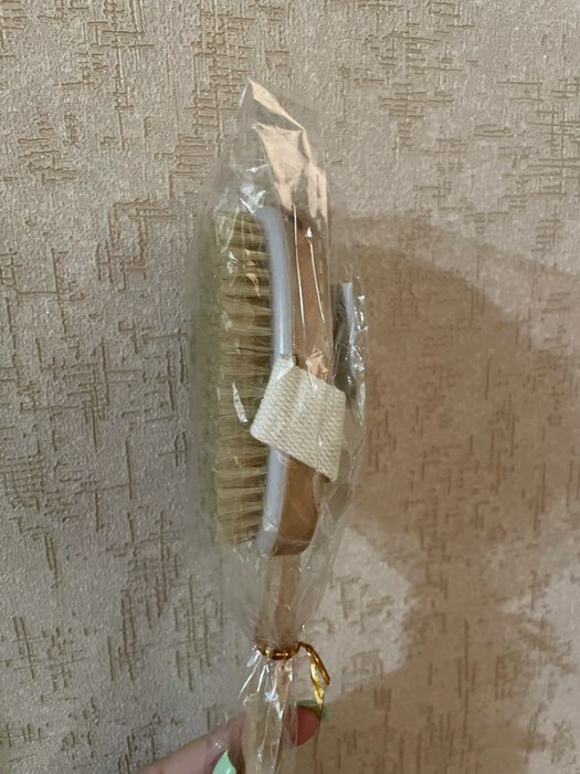 Фотография покупателя товара Щётка массажная для тела из натуральной щетины, с ручкой, конский волос, гладкая - Фото 6