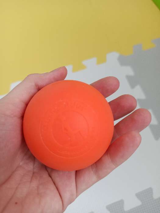 Фотография покупателя товара Мяч массажный ONLYTOP, силиконовый, d=6 см, 150 г, цвет серый - Фото 1