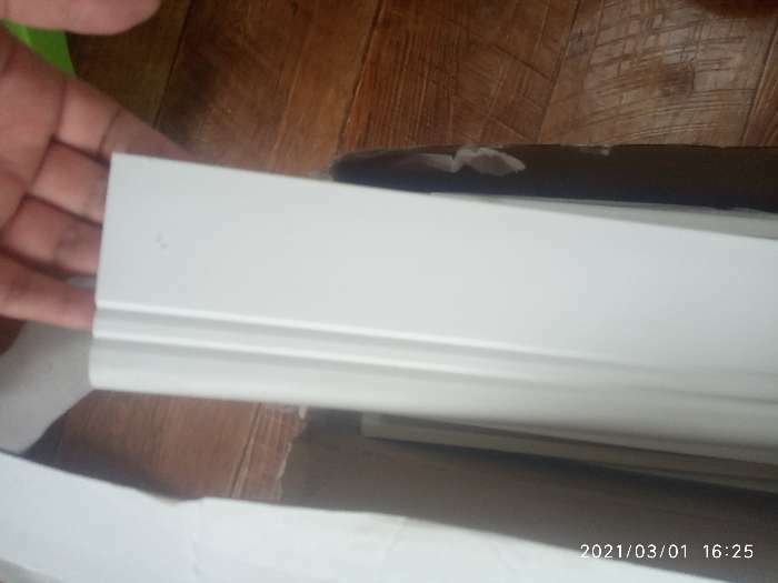 Фотография покупателя товара Плинтус пластиковый ударопрочный белый 80х12х2000мм - Фото 3