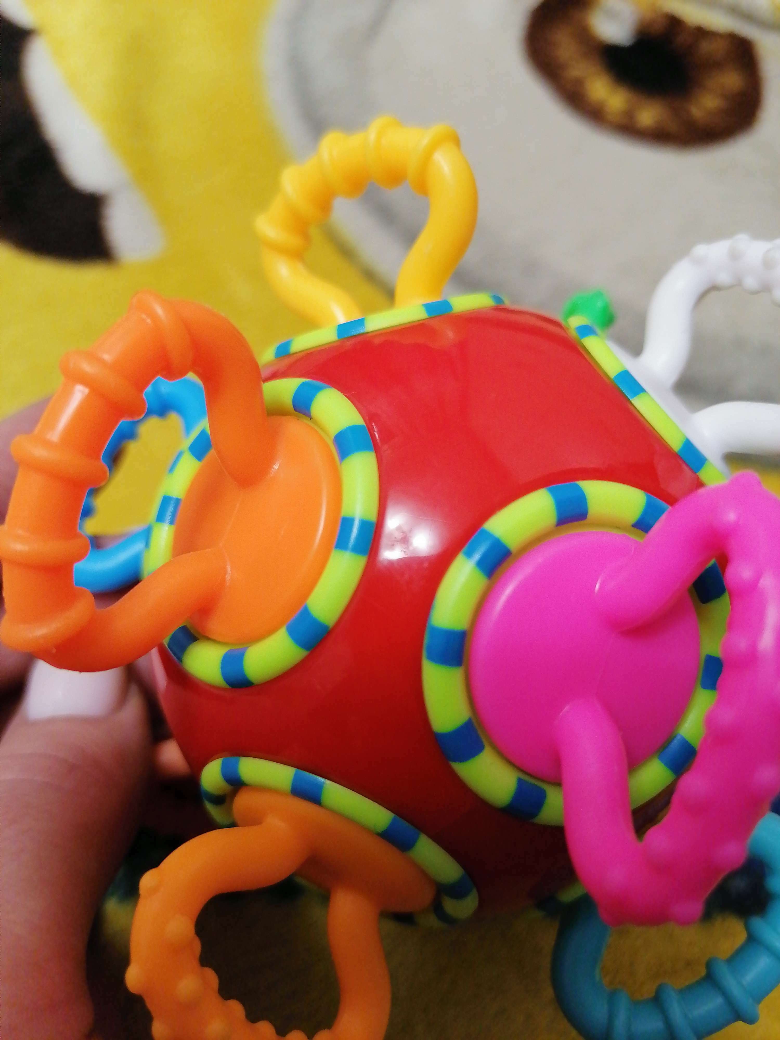 Фотография покупателя товара Развивающая игрушка погремушка - трещотка «Шар», цвет МИКС, Крошка Я - Фото 4