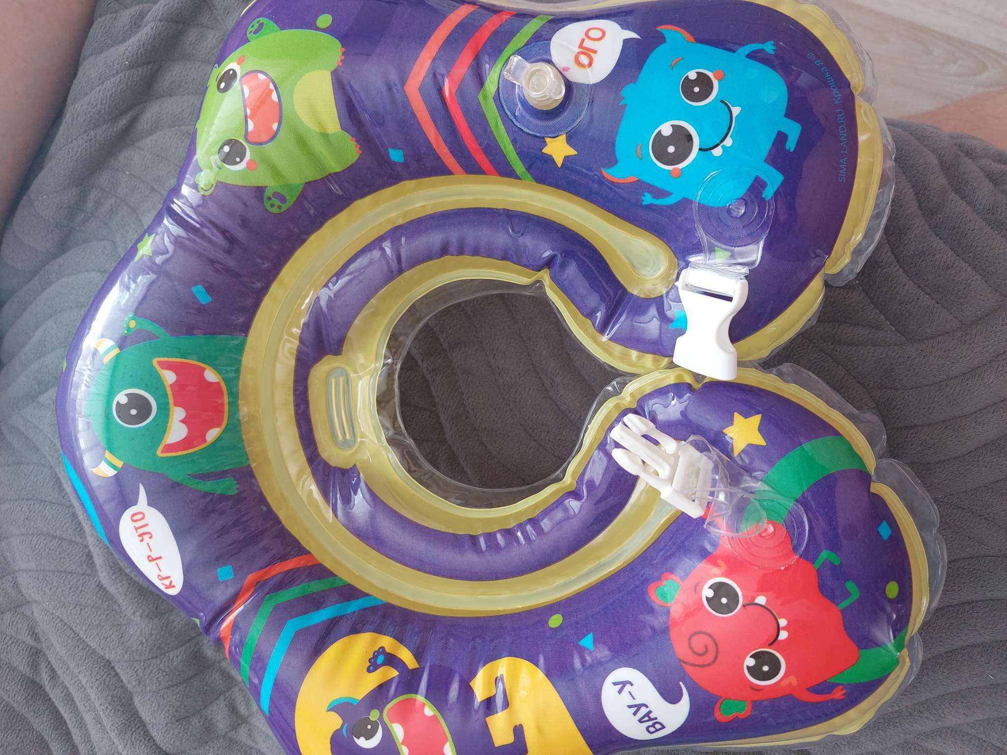 Фотография покупателя товара Круг детский на шею, для купания, «Верю в единорогов», от 1 мес, двухкамерный, с погремушками, форма звезда - Фото 1