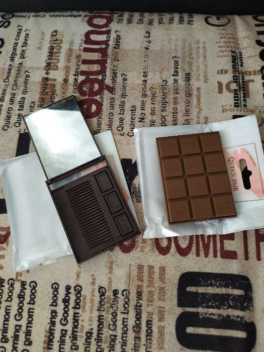 Фотография покупателя товара Зеркало складное «Шоколадное чудо», с расчёской, 8,5 × 6 см, цвет МИКС - Фото 6