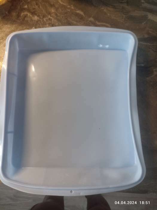 Фотография покупателя товара Форма для выпечки Доляна «Квадрат», силикон, 27×27×4 см (с бортиками), внутренний размер 23×23 см, цвет МИКС - Фото 1