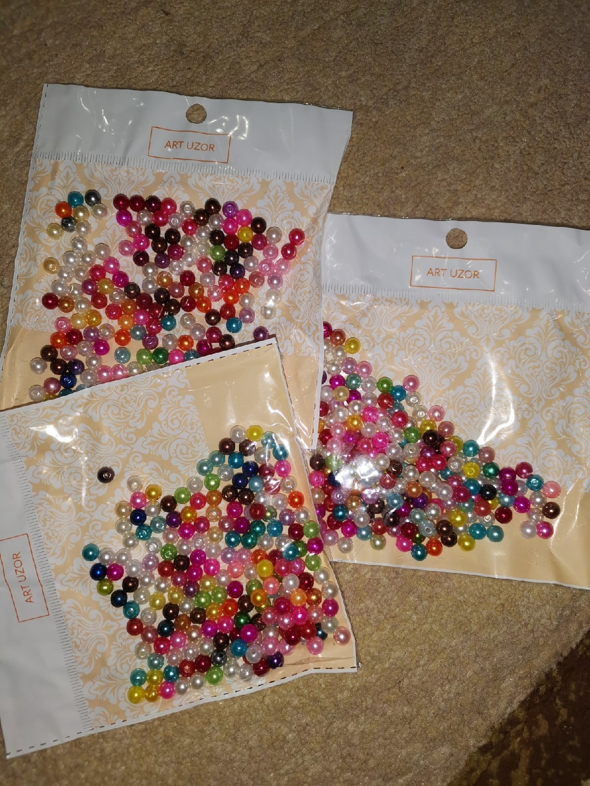 Фотография покупателя товара Бусины для творчества пластик "Шершавые разноцветные шарики" набор 20 гр d=0,6 см - Фото 3