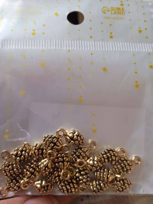 Фотография покупателя товара Декор металл для творчества "Золотая шишка" 1х0,6см, набор 20 шт