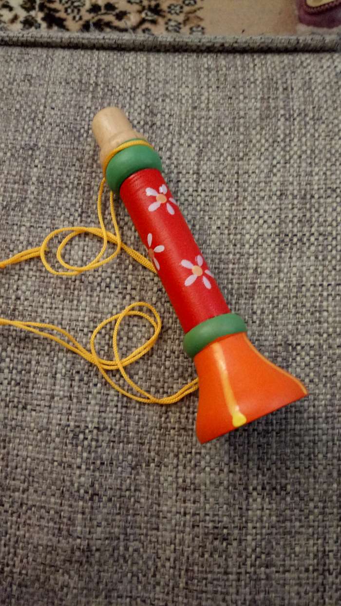 Фотография покупателя товара Музыкальная игрушка «Дудочка на веревочке», высокая, цвета МИКС - Фото 15