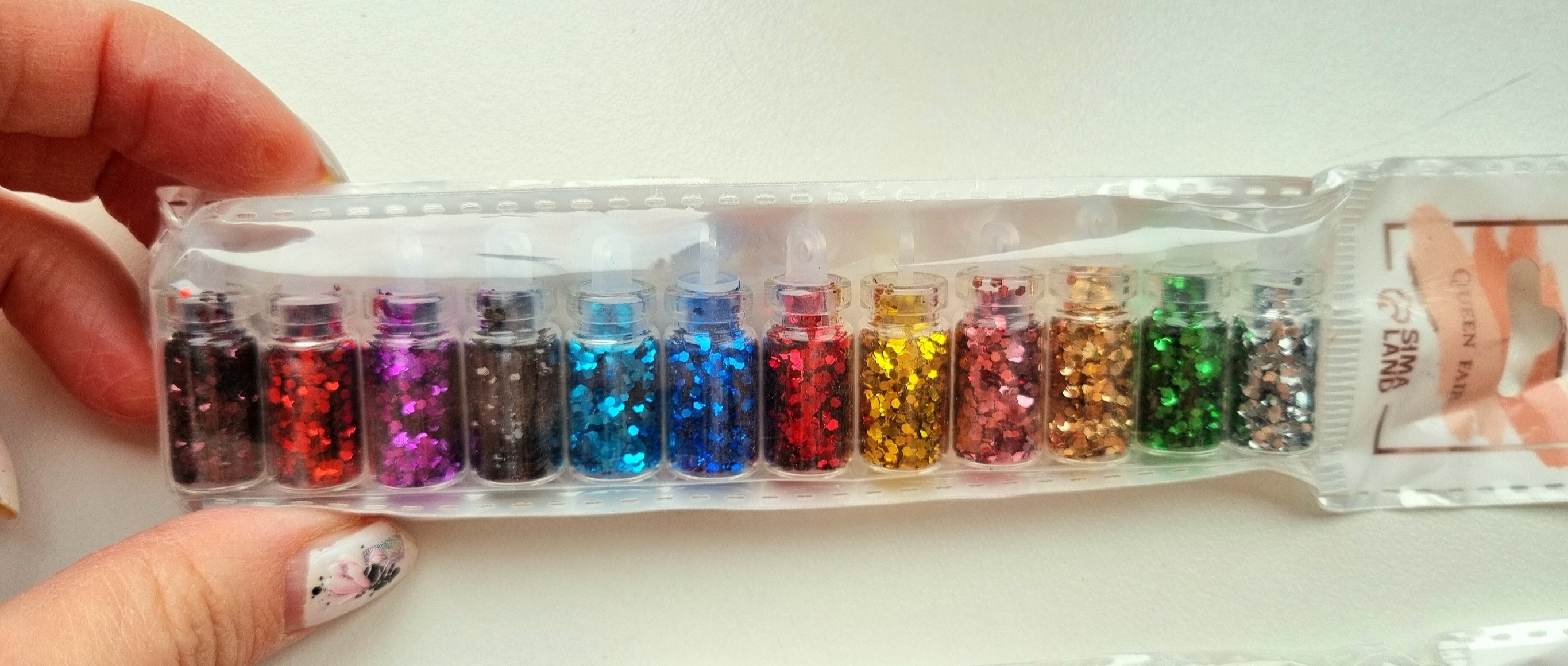 Фотография покупателя товара Блёстки для декора «Сияние», набор 12 бутылочек, крупные, разноцветные
