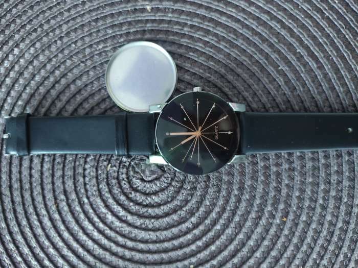 Фотография покупателя товара Часы наручные женские, d-4 см, черные - Фото 4