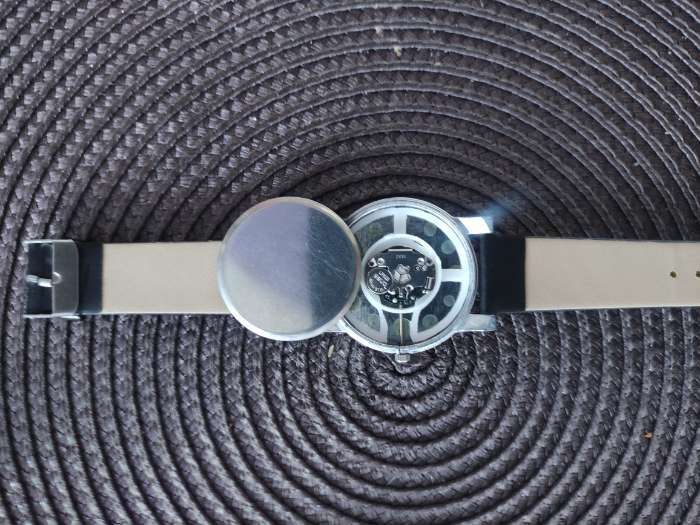 Фотография покупателя товара Часы наручные женские, d-4 см, черные - Фото 6