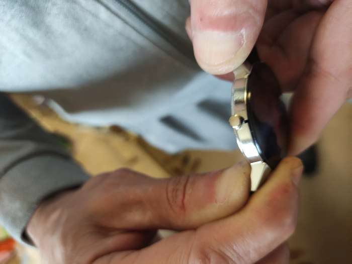 Фотография покупателя товара Часы наручные женские, d-4 см, черные - Фото 5