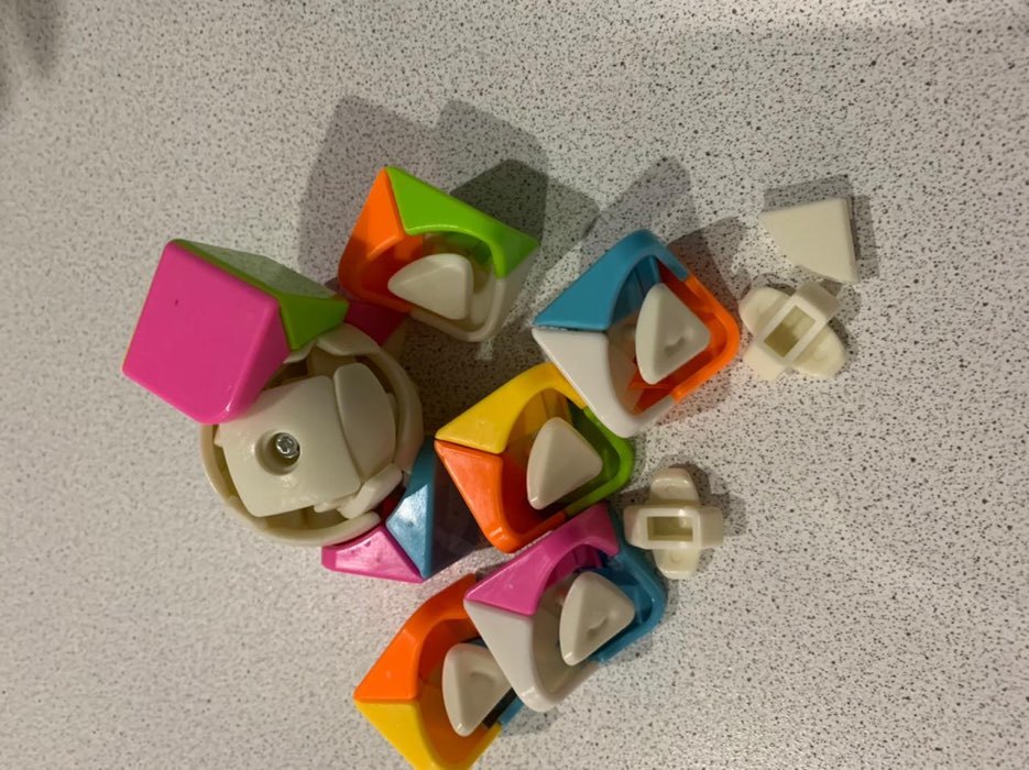 Фотография покупателя товара Игрушка механическая «Квадрат», 5,2х5,2 см - Фото 3