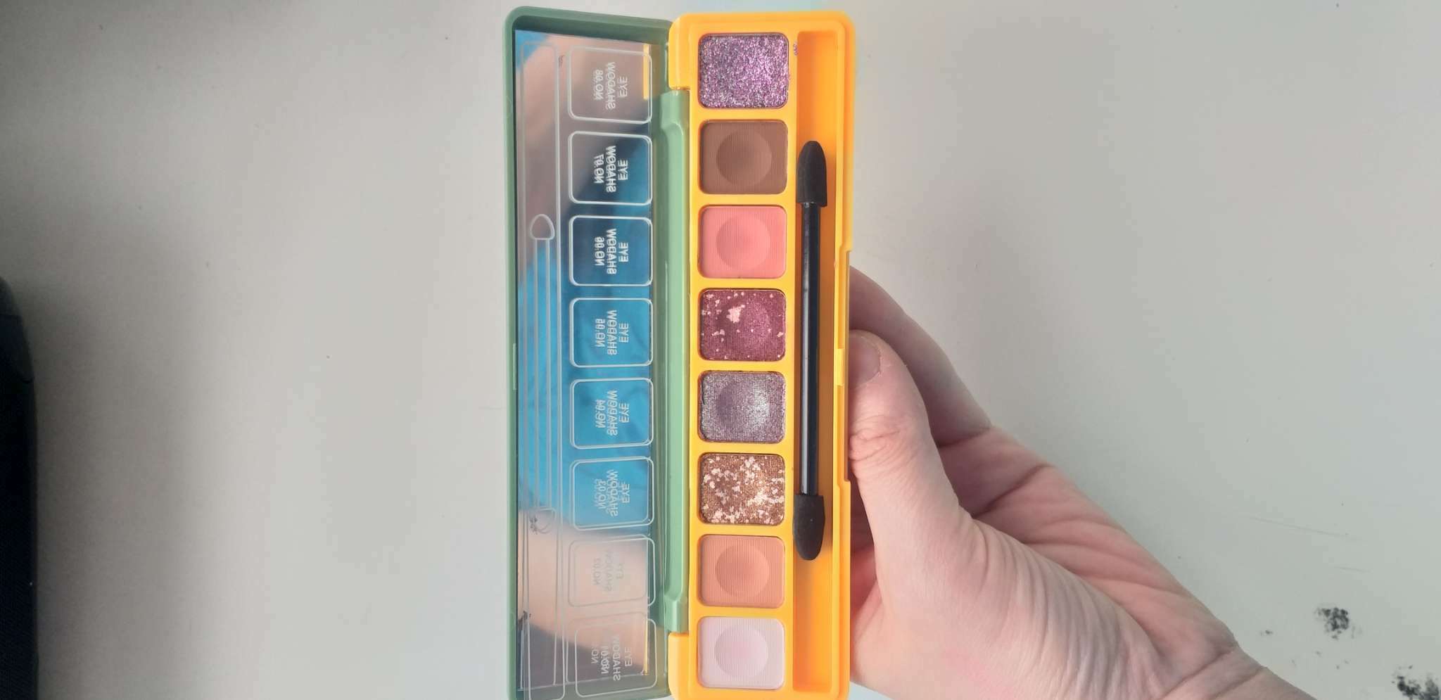 Фотография покупателя товара Палетка теней для век, с жемчужным блеском, 8 цветов - Фото 6