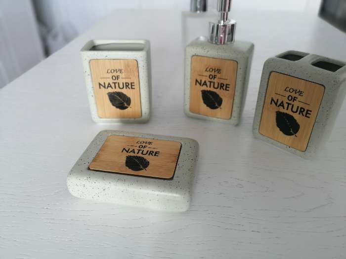 Фотография покупателя товара Набор аксессуаров для ванной комнаты Natural, 4 предмета (дозатор 350 мл, мыльница, 2 стакана), цвет серый - Фото 3