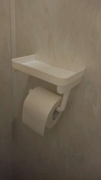 Фотография покупателя товара Держатель для туалетной бумаги с полочкой, цвет белый - Фото 1