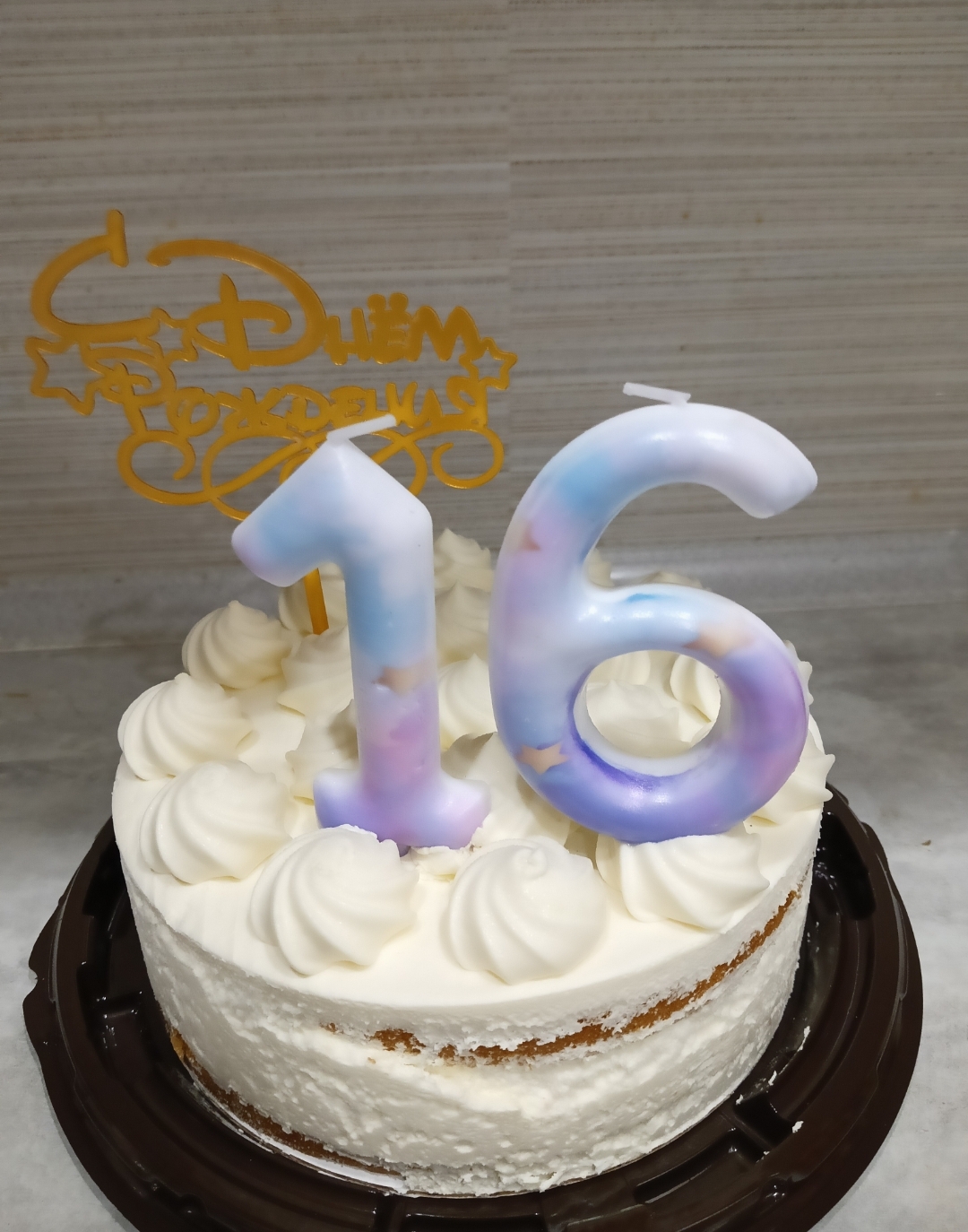Фотография покупателя товара Свеча в торт "Белый мрамор", цифра "4", 5,5 см - Фото 4