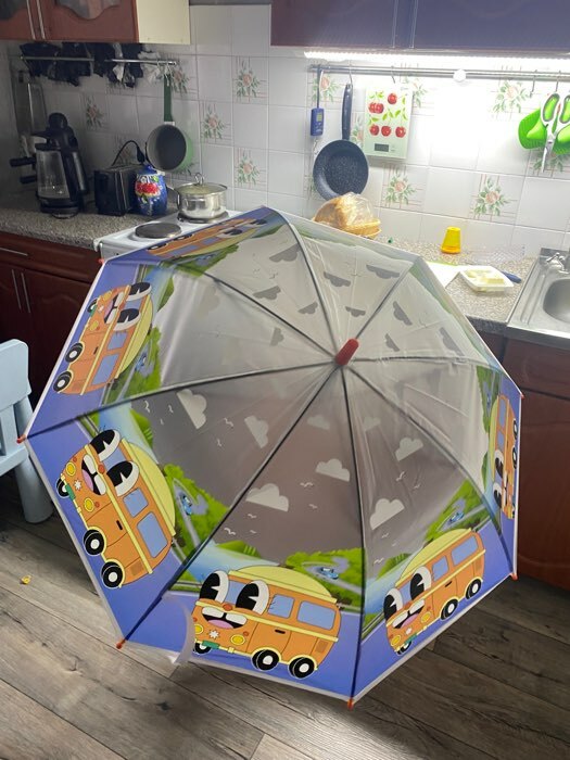 Фотография покупателя товара Детский зонт п/авт со свистком «Автобус» d = 84 см, 8 спиц, 65 × 7 × 6 см - Фото 4