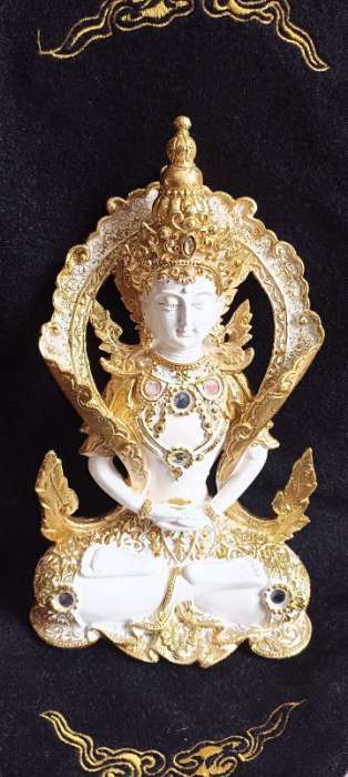 Фотография покупателя товара Сувенир полистоун "Тибетский будда - поза лотоса" бело-золотой 14х7х23 см - Фото 1