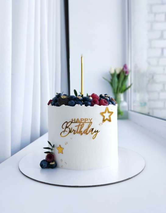 Фотография покупателя товара Украшение для торта «С днём рождения», со звёздами и сердцами, цвет золото - Фото 1