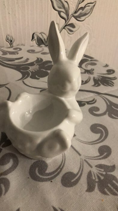 Фотография покупателя товара Подставка для яиц Доляна «Зайка», 12.5×8×9.5 см - Фото 4