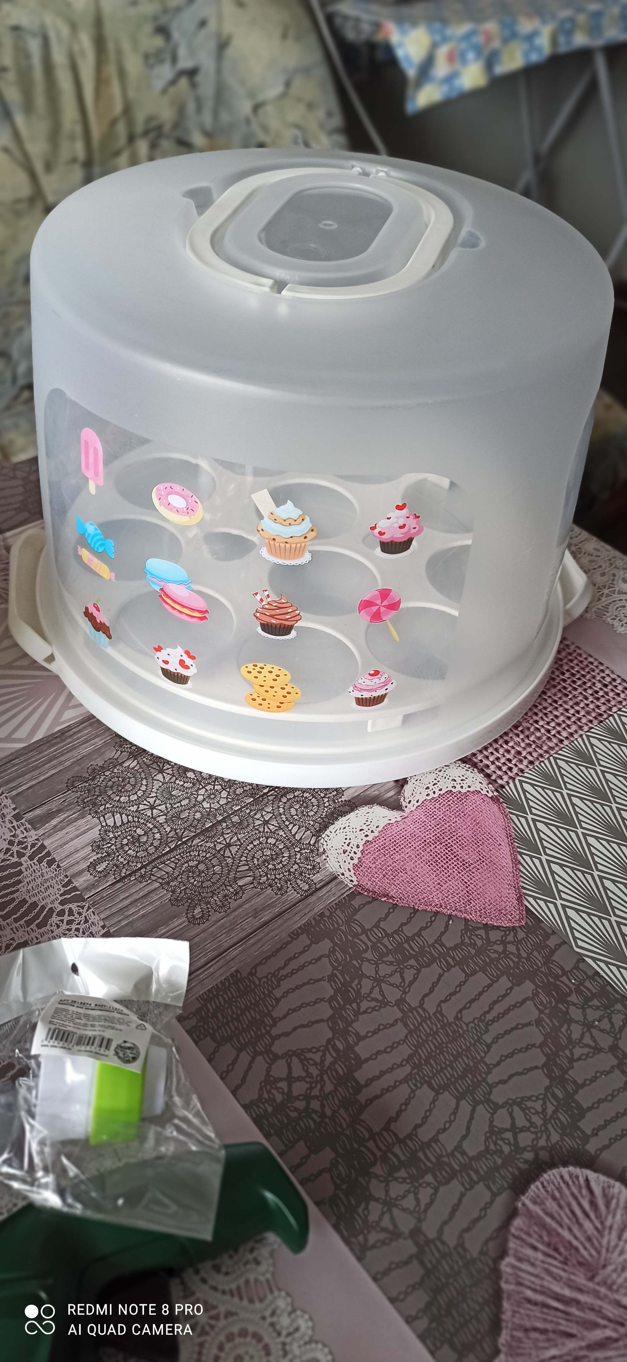 Фотография покупателя товара Тортовница с крышкой, съёмная подставка для пирожных, 11 ячеек, 30,5×21,5 см, цвет МИКС - Фото 9