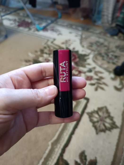 Фотография покупателя товара Губная помада Ruta Glamour Lipstick, тон 01, сияющий рубин - Фото 2