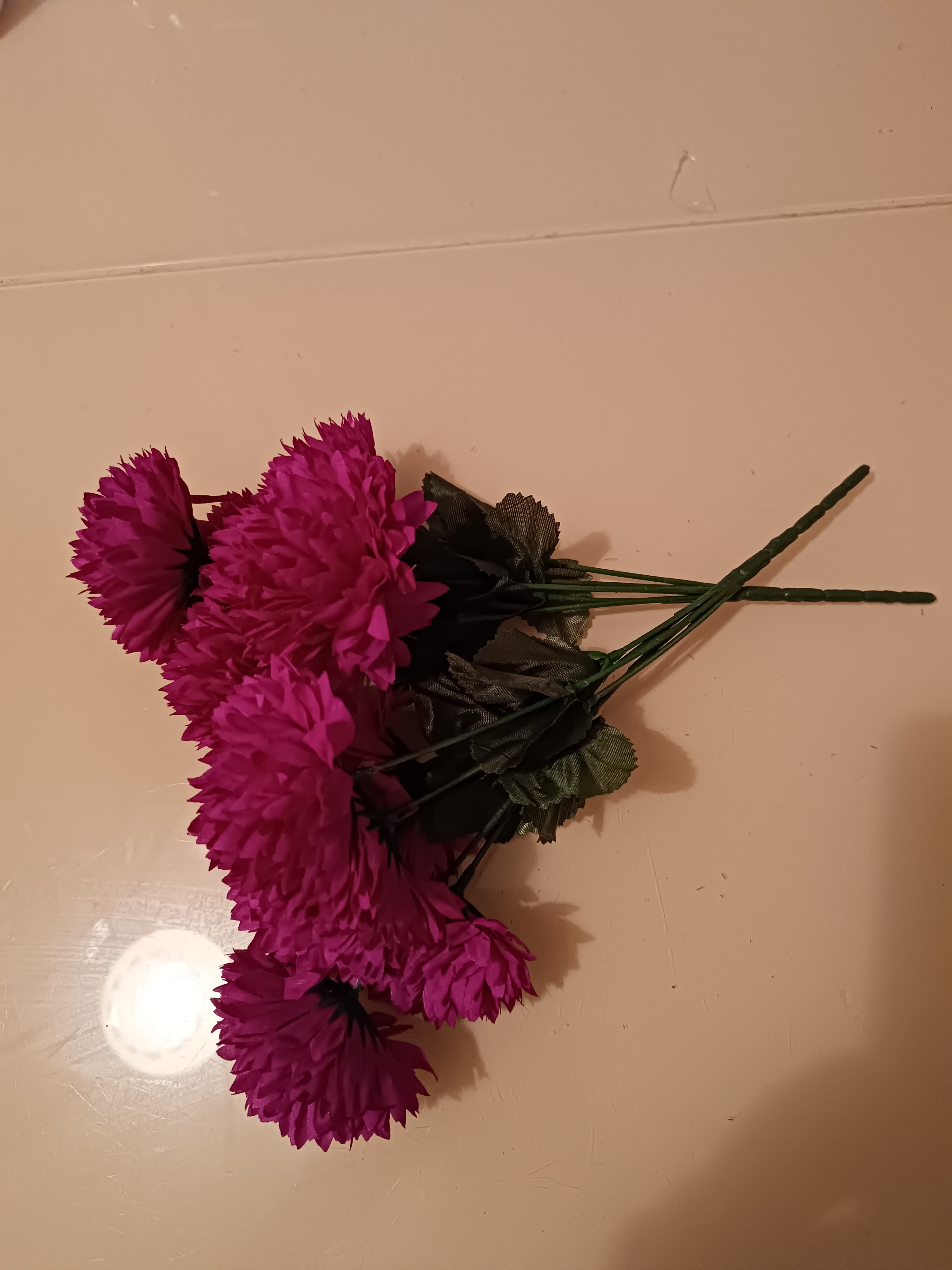 Фотография покупателя товара Букет искусственный «Хризантема кустовая» 6 цветков, d=7 см, h=28 см, МИКС - Фото 2