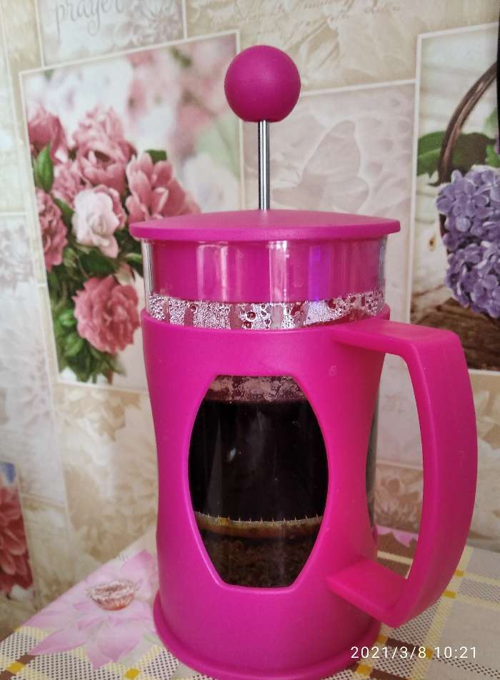 Фотография покупателя товара Чайник заварочный френч - пресс Доляна «Оливер», 600 мл, стекло, цвет розовый фуксия